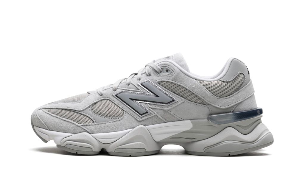 NEW BALANCE
9060
"SILVER METALLIC GREY"