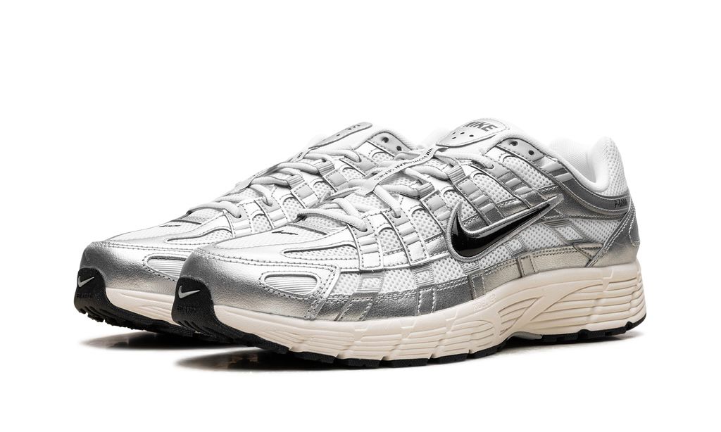 NIKE P-6000
"WHITE METALLIC SILVER FLAT SILVER BLACK"