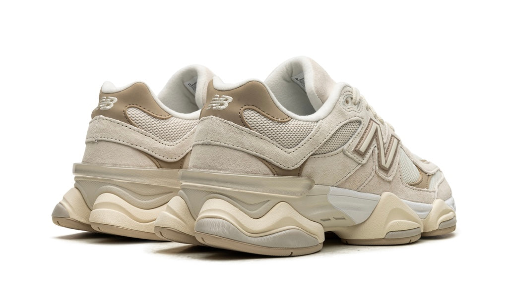 NEW BALANCE
9060
"MUSHROOM BROWN"
