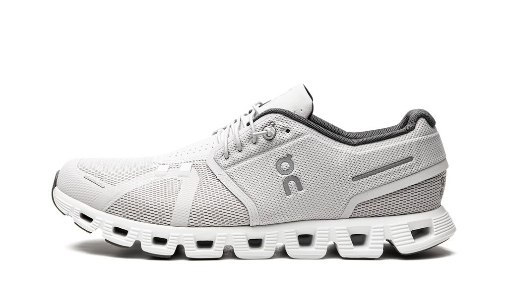 ON RUNNING
CLOUD 5
"GLACIER GREY WHITE"