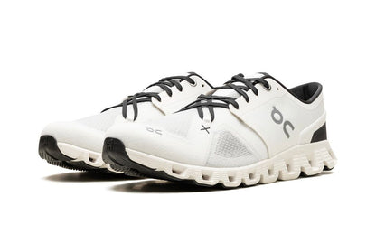 ON RUNNING
CLOUD X 3 "IVORY BLACK"