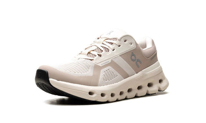 ON RUNNIG CLOUDRUNNER 2
"PEARL DESERT"