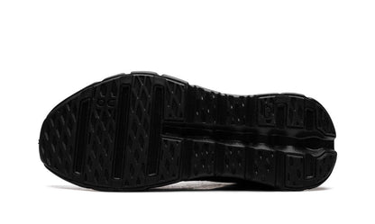 ON RUNNING
CLOUDTILT
"LOEWE ALL BLACK"