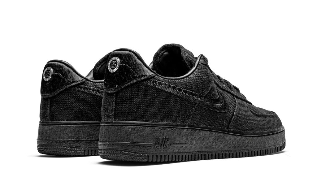 NIKE
AIR FORCE 1 LOW
"STUSSY - BLACK"