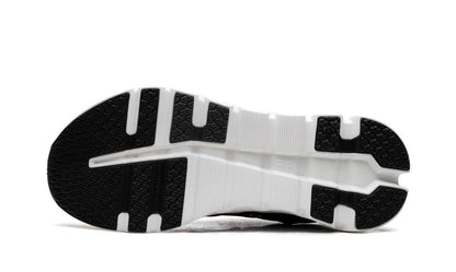 ON RUNNING
CLOUDRUNNER 2
"ECLIPSE | BLACK"