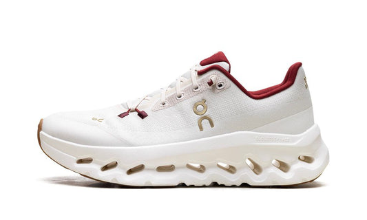 ON RUNNING
CLOUDTILT 
"PEARL IVORY"