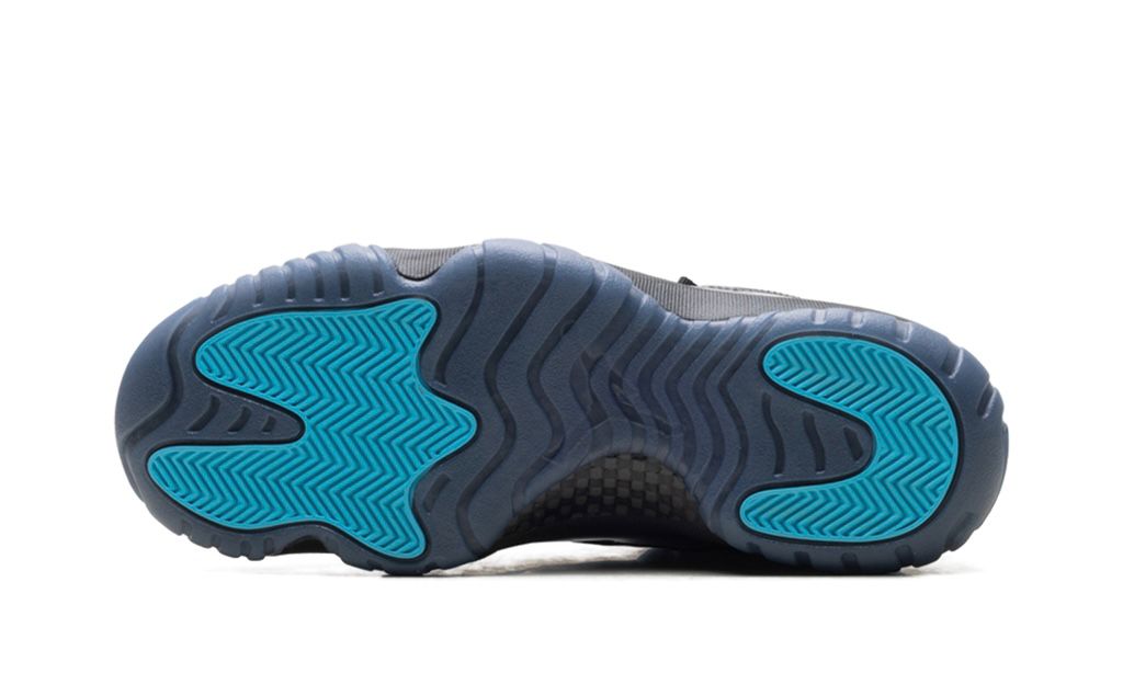 JORDAN 11 RETRO
"GAMMA BLUE (2025)"